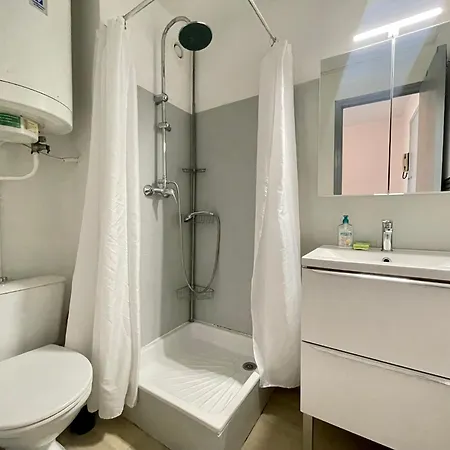 3 Pers. Avec Parking, A 450 M Des Plages - Fr-1-338-420 Sete