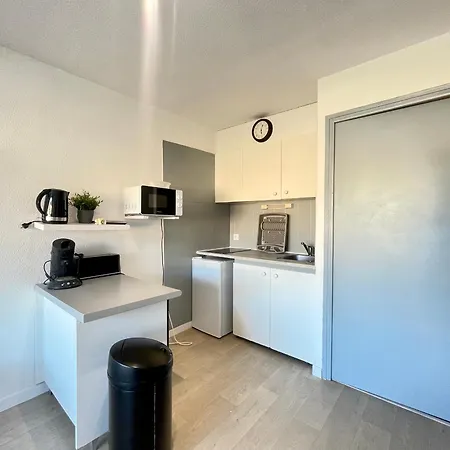 Lejlighed 3 Pers. Avec Parking, A 450 M Des Plages - Fr-1-338-420
